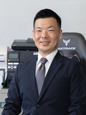 代表　矢野 哲也